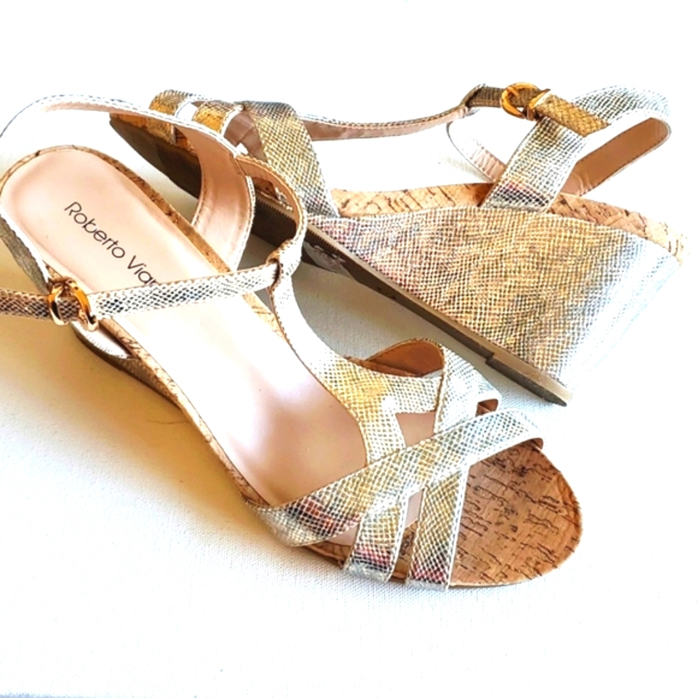 Roberto Vianni Metallic Gold Vegan Wedge Sandals Size 40 US 7.5/8